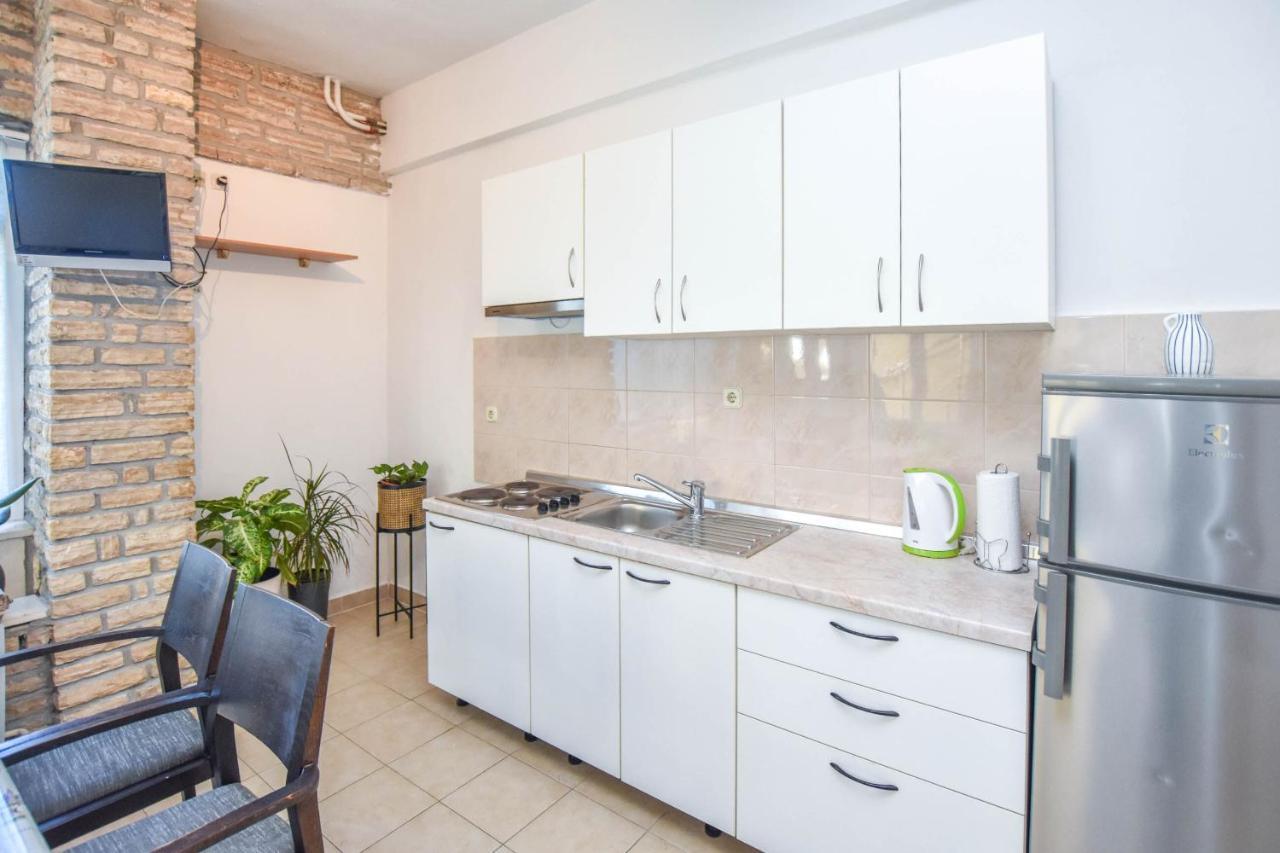 Apartament Flora *