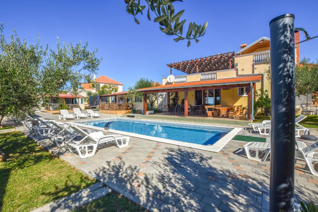 Apartament Flora Pakoštane