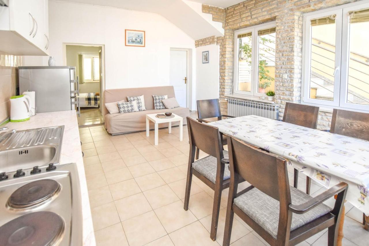Apartament Flora